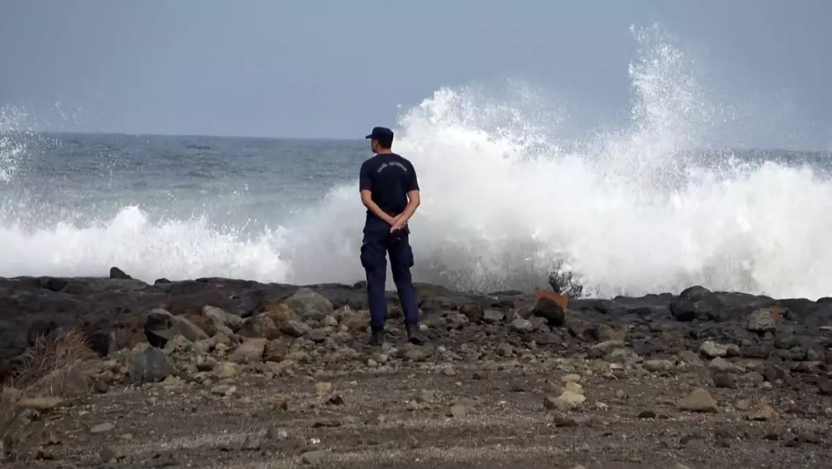 Samsun’da Alabora Olan Balıkçı Teknesinde Bir Kişi Kayboldu
