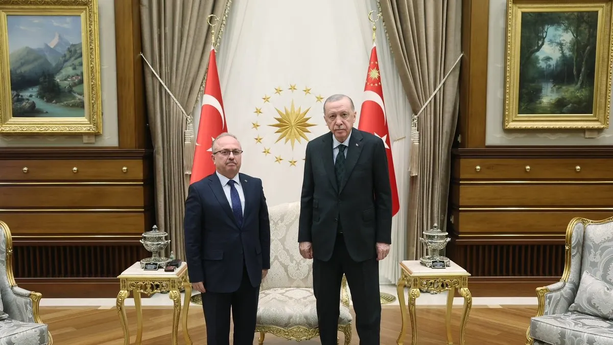 Başkan Erdoğan, Türkiye Maarif Vakfı Başkanı Akgün’ü kabul etti