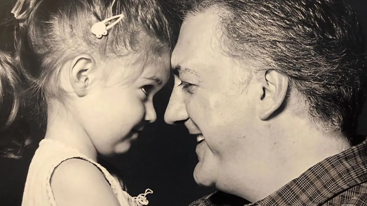 Tamer Karadağlı’nın ilk göz ağrısı büyüdü! 18 yaşındaki kızı Zeyno Karadağlı şimdi çok yetenekli bir piyanist! Hem yeteneği hem de güzelliğiyle hayran bıraktı