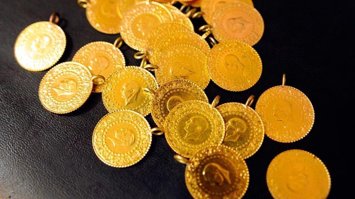 Altın fiyatlarında tarihi zirve: Ons 3.245 doları gördü!