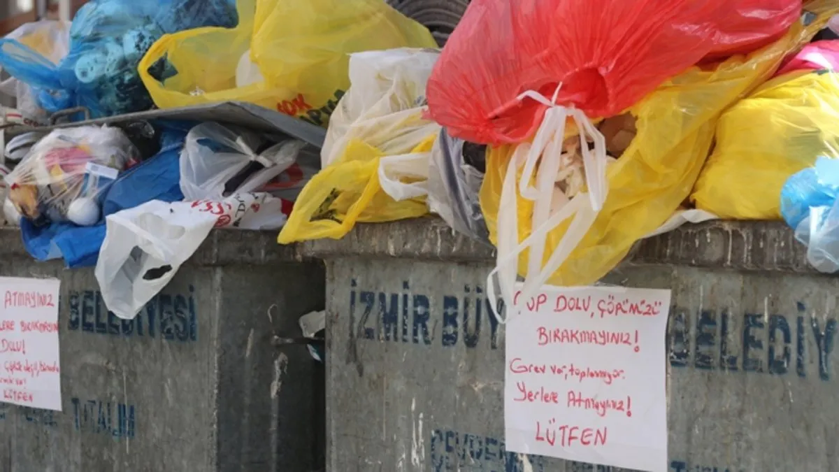 CHP belediyeciliği yine sınıfta kaldı! Ortalığı çöp götürdü vatandaş isyan etti