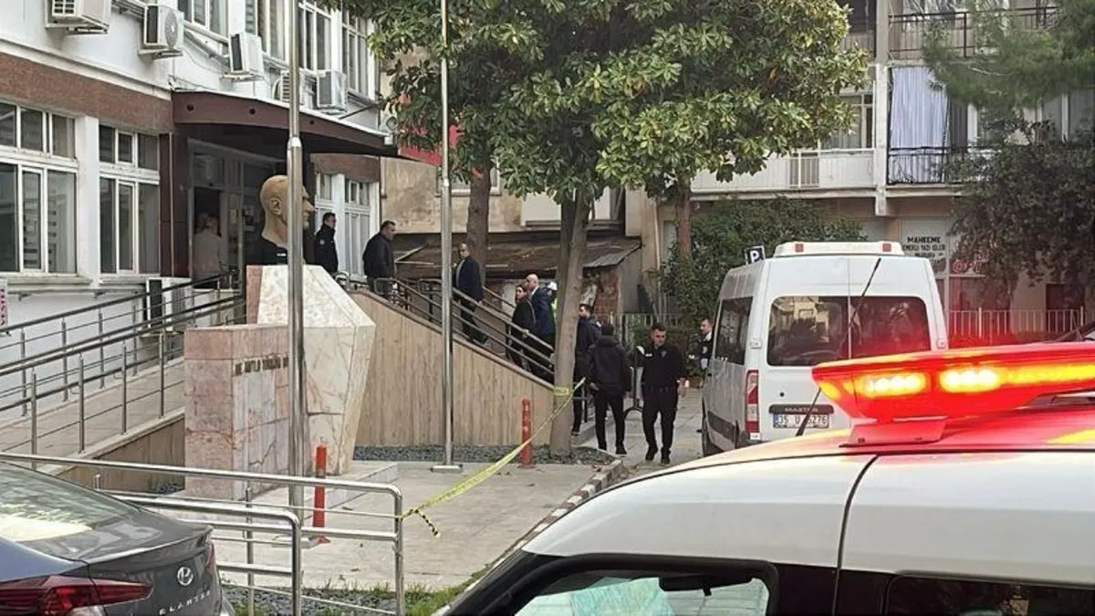 Kemalpaşa Belediyesi’ne yönelik operasyonda 2 tutuklama